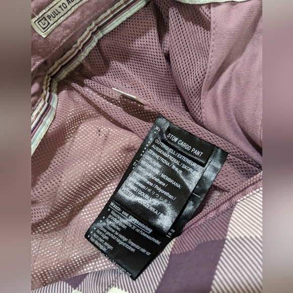 BURTON 'Stow Cargo' Snowboard Pants - Picture 6 of 8